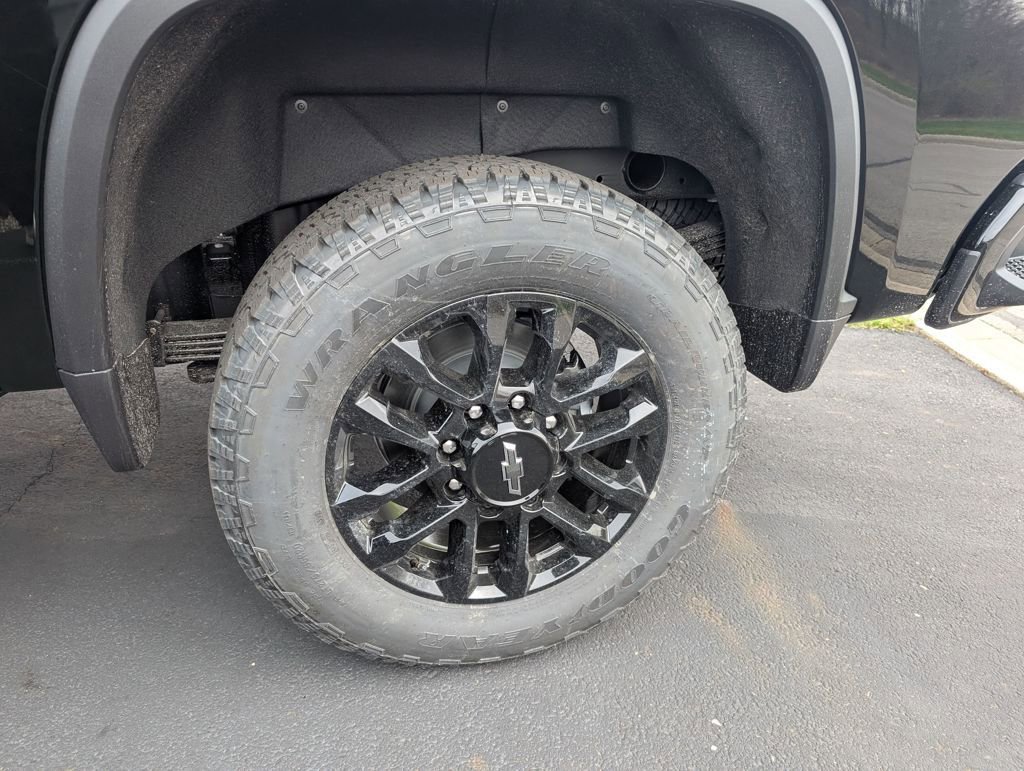 New 2026 Chevrolet Silverado 2500 LT image 25