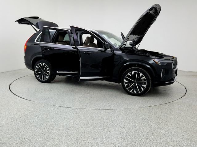 New 2026 Volvo XC90 T8 Plus w/ Protection Package Premier image 10