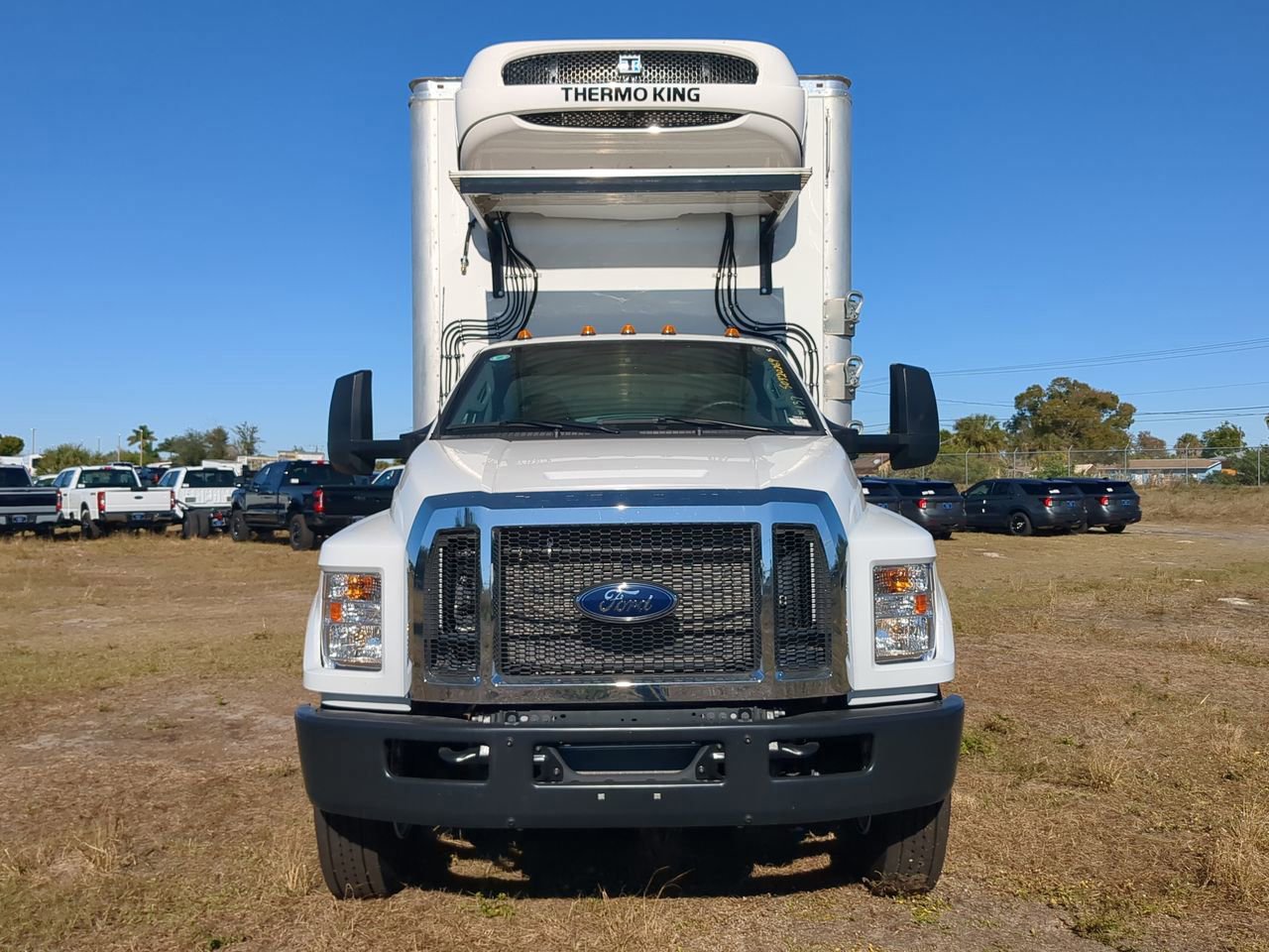 New 2026 Ford F750 2WD Regular Cab Super Duty image 9