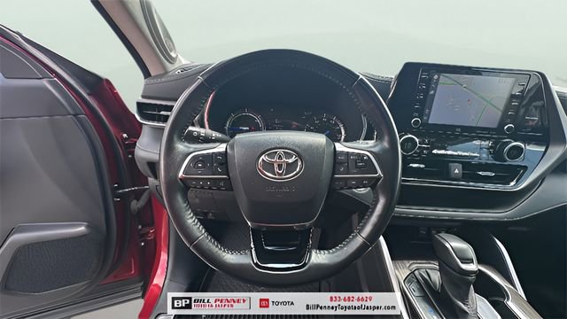 Used 2021 Toyota Highlander Limited image 17