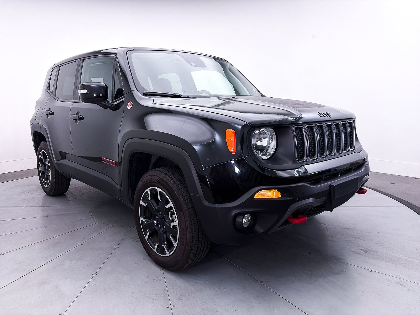 Used 2023 Jeep Renegade Trailhawk AWD/4WD image 9
