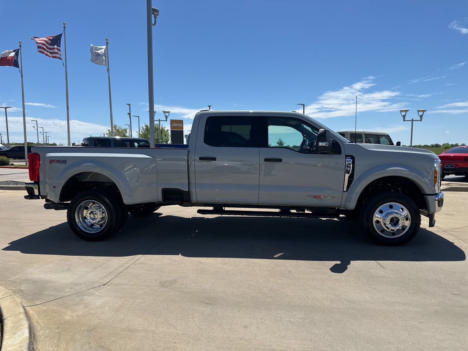 Used 2026 Ford F450 XLT w/ FX4 Off-Road Package AWD/4WD image 7