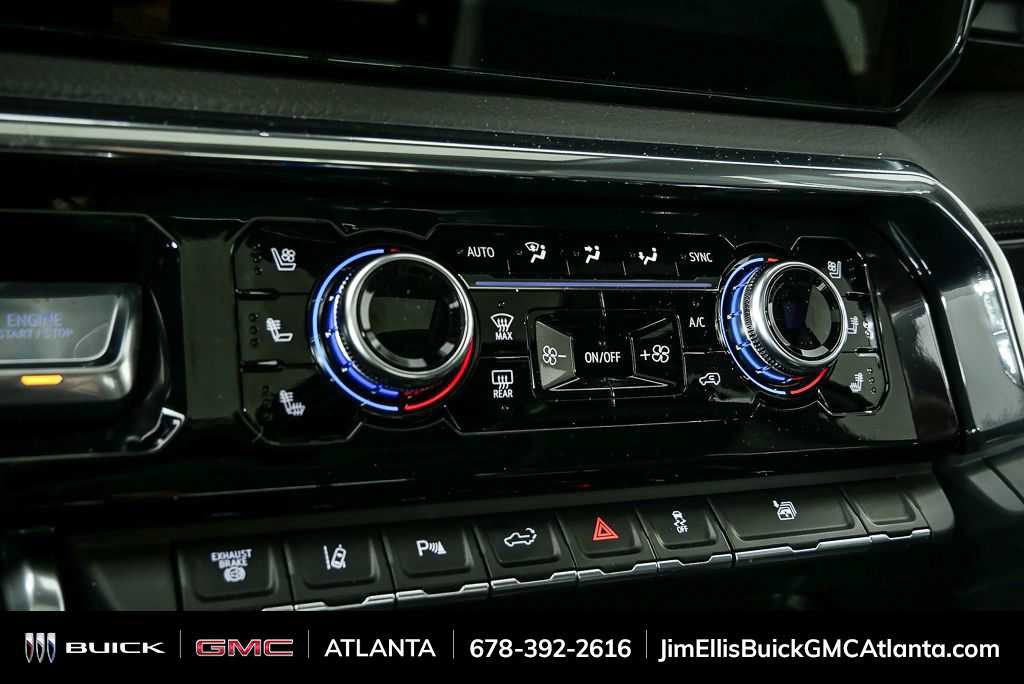 New 2026 GMC Sierra 3500 Denali w/ Denali Reserve Package image 17