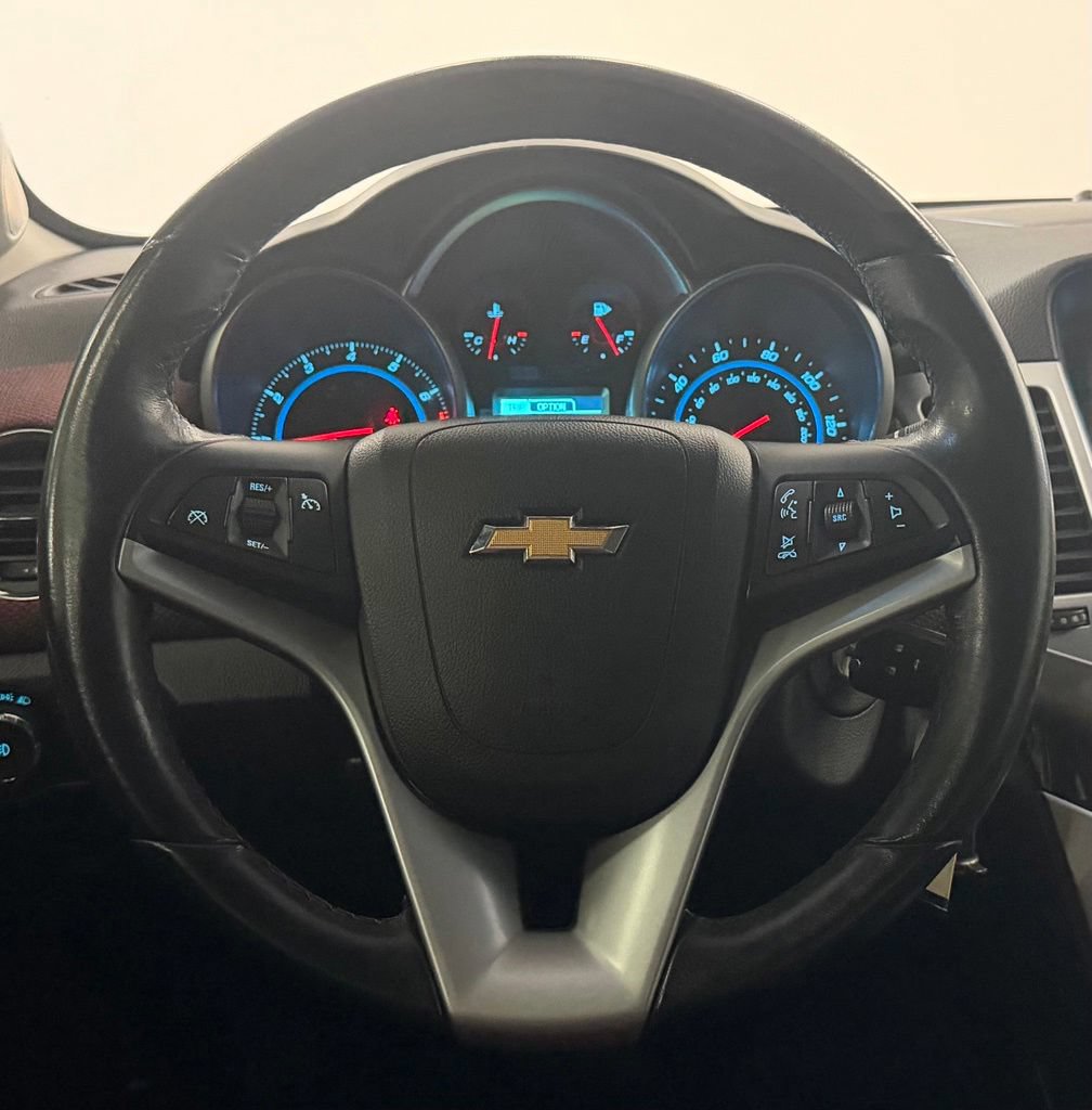 Used 2014 Chevrolet Cruze LT FWD image 16