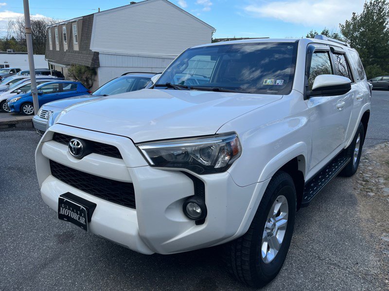 Used 2015 Toyota 4Runner SR5 image 1