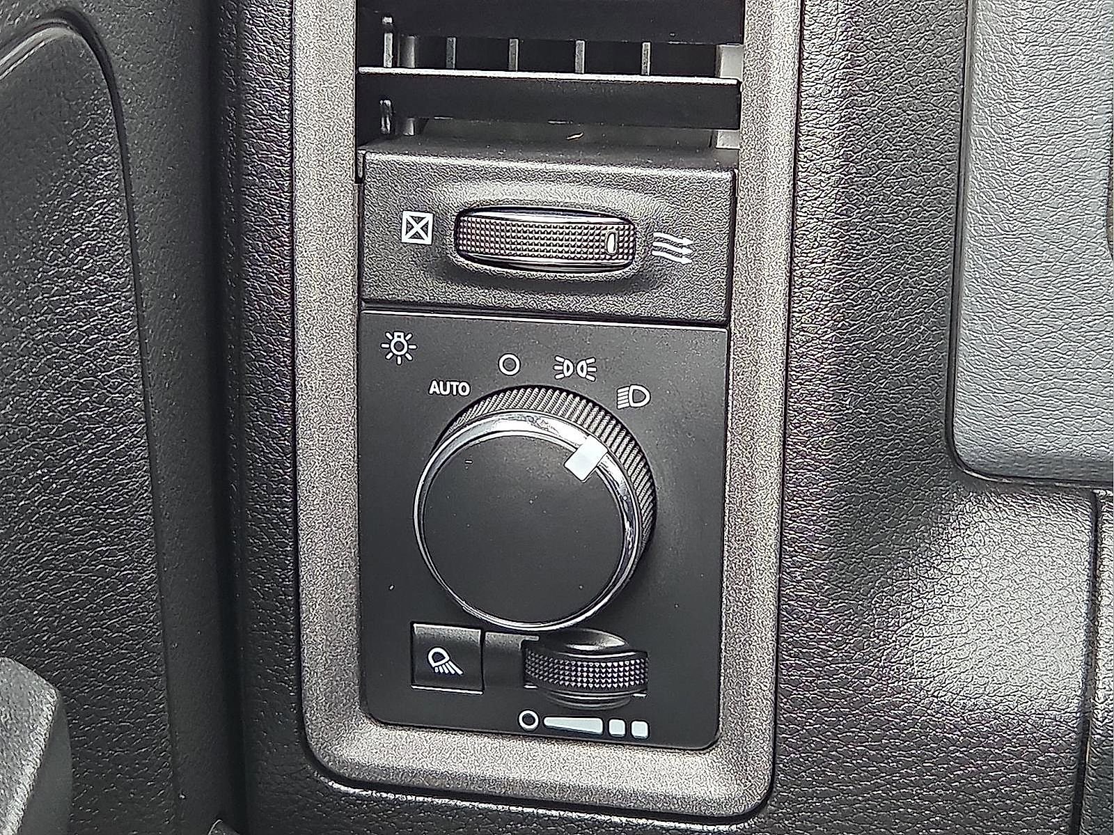 Used 2017 RAM 2500 Tradesman w/ Popular Equipment Group image 19