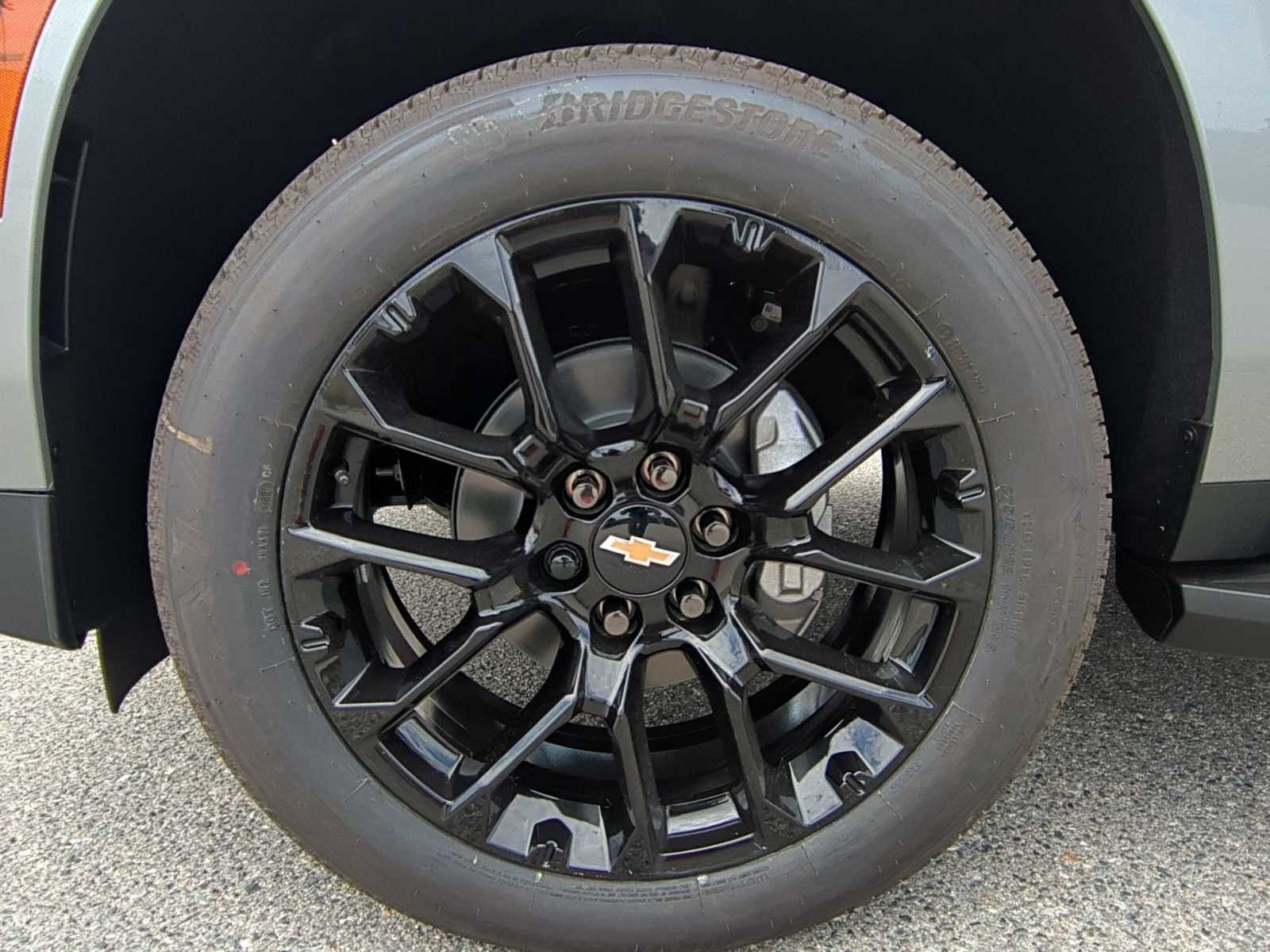 New 2026 Chevrolet Suburban Premier AWD/4WD image 29