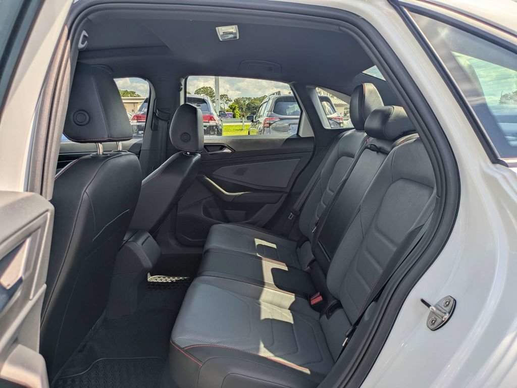 Certified 2025 Volkswagen Jetta GLI Autobahn FWD image 14
