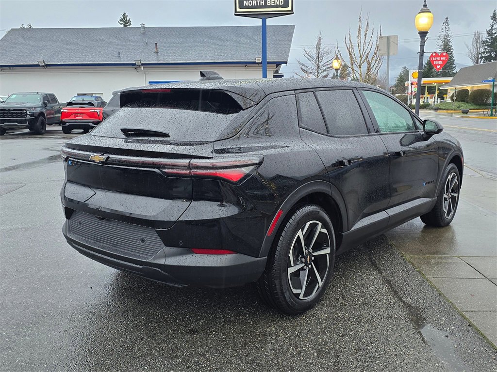 Used 2025 Chevrolet Equinox EV LT w/ Convenience Package image 5