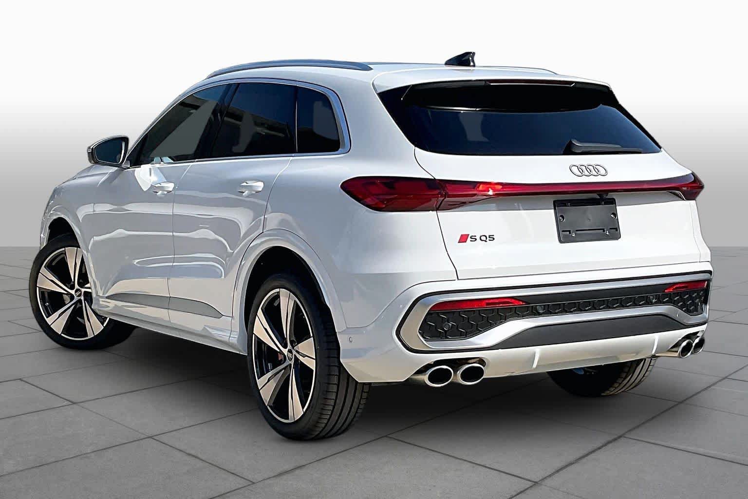 New 2026 Audi SQ5 Prestige AWD/4WD image 12