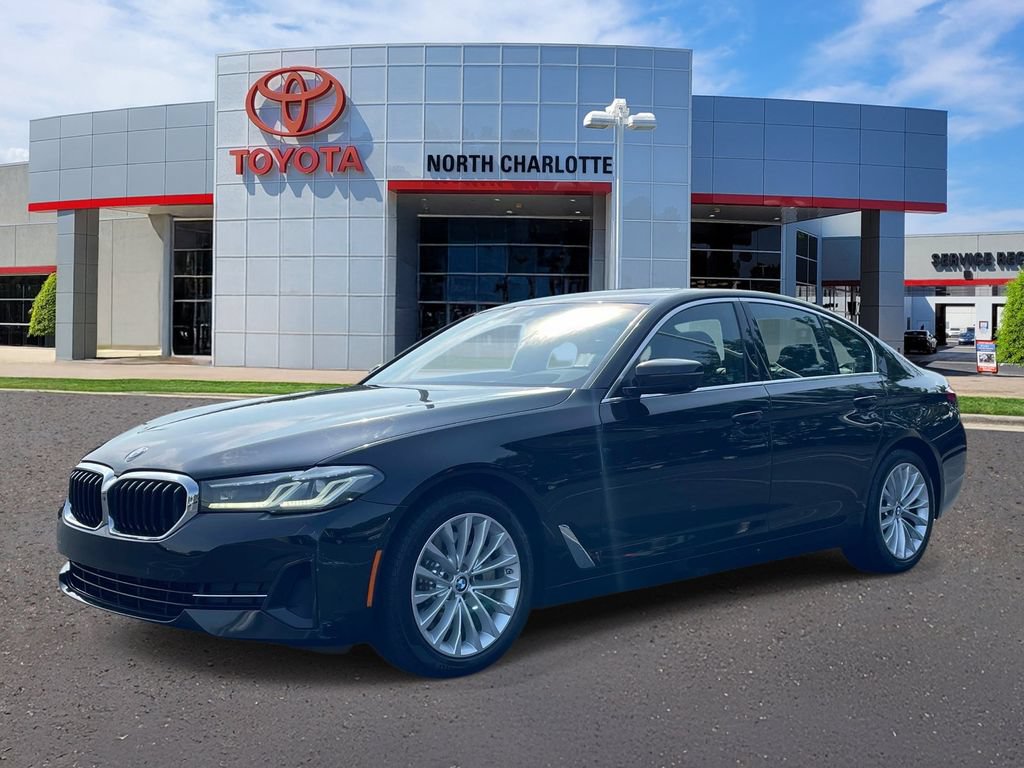 Used 2021 BMW 530i RWD image 3