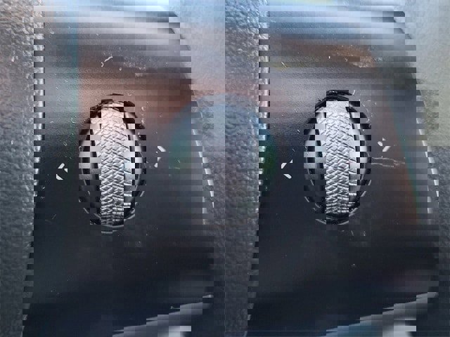 Used 2021 Tesla Model Y Long Range image 11