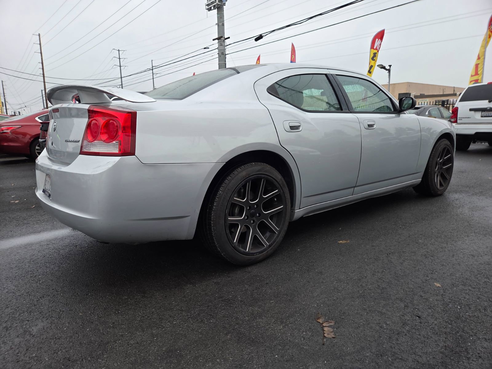 Used 2009 Dodge Charger SE image 3