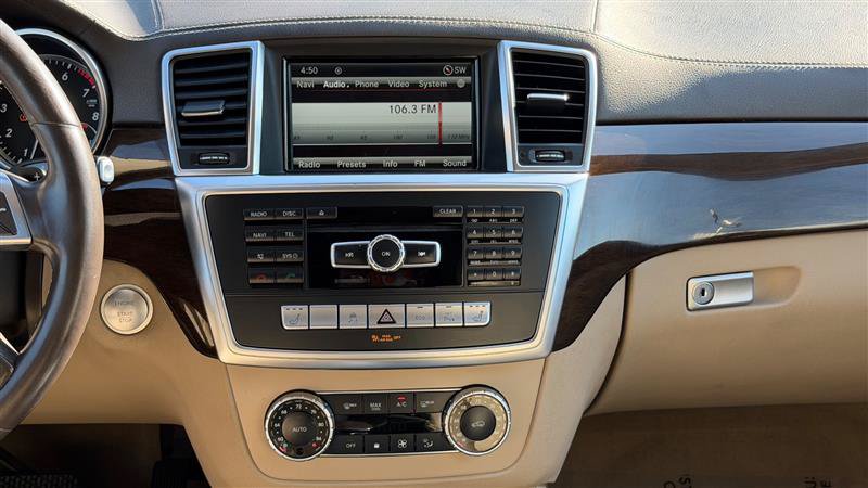 Used 2015 Mercedes-Benz GL 450 4MATIC image 27