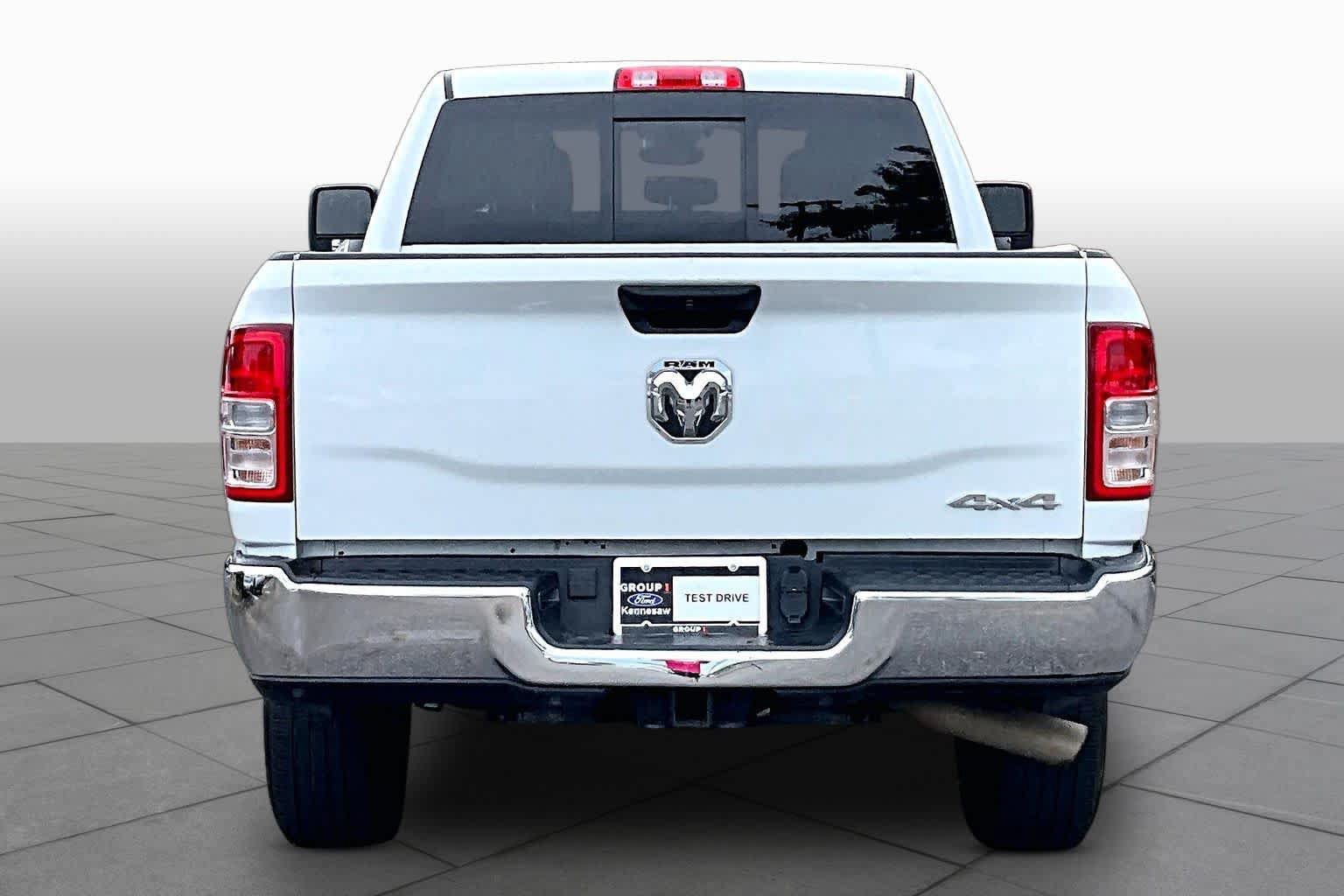Used 2024 RAM 2500 Tradesman w/ Chrome Appearance Group AWD/4WD image 5