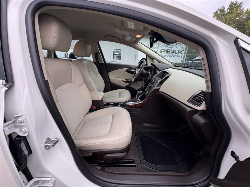 Used 2014 Buick Verano Convenience FWD image 33