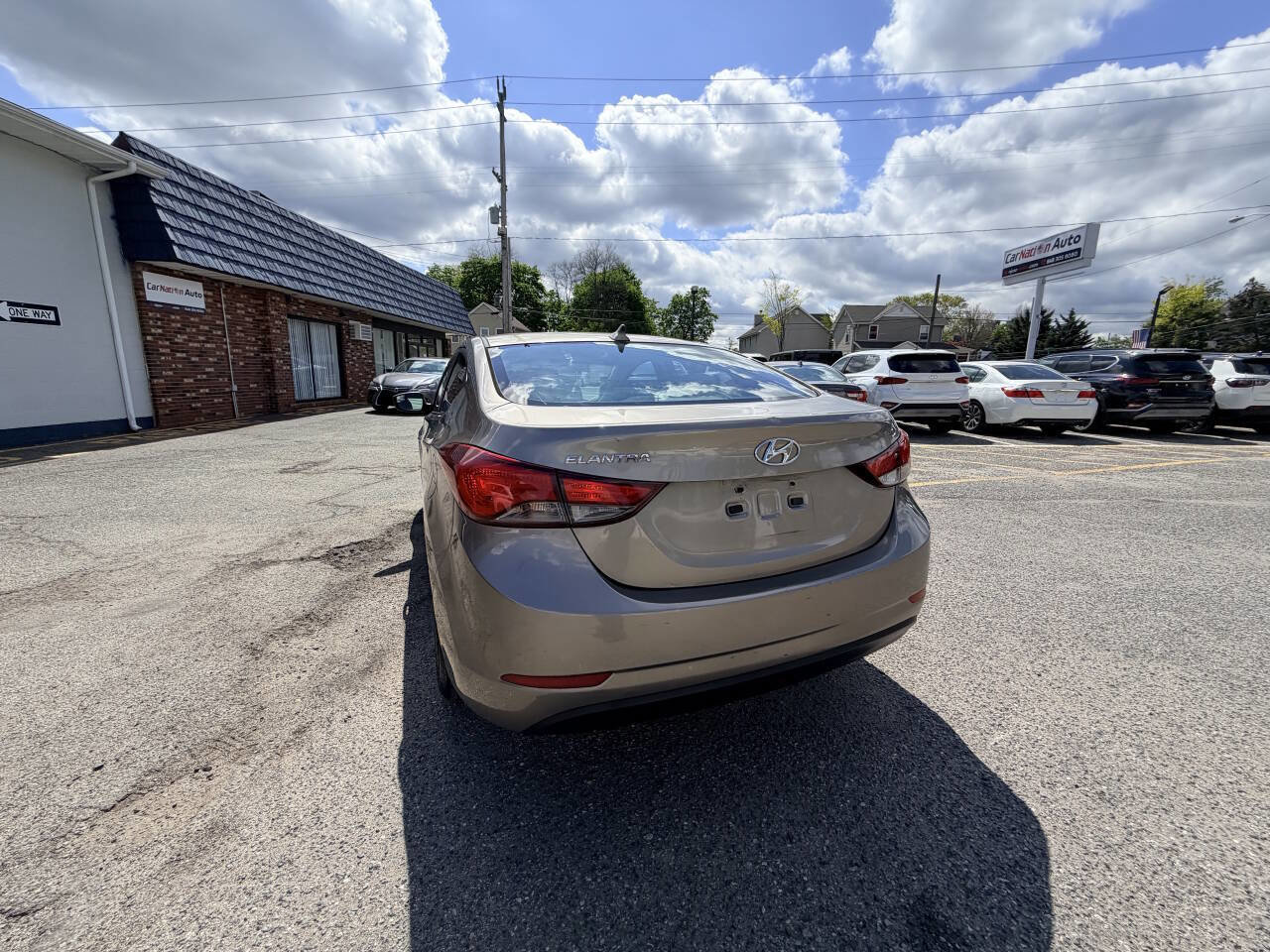 Used 2014 Hyundai Elantra SE FWD image 23