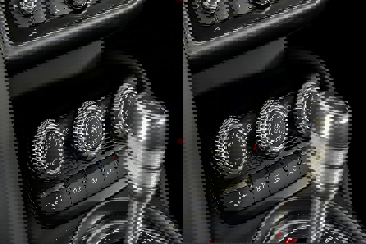 Used 2009 Audi R8 V8 image 35