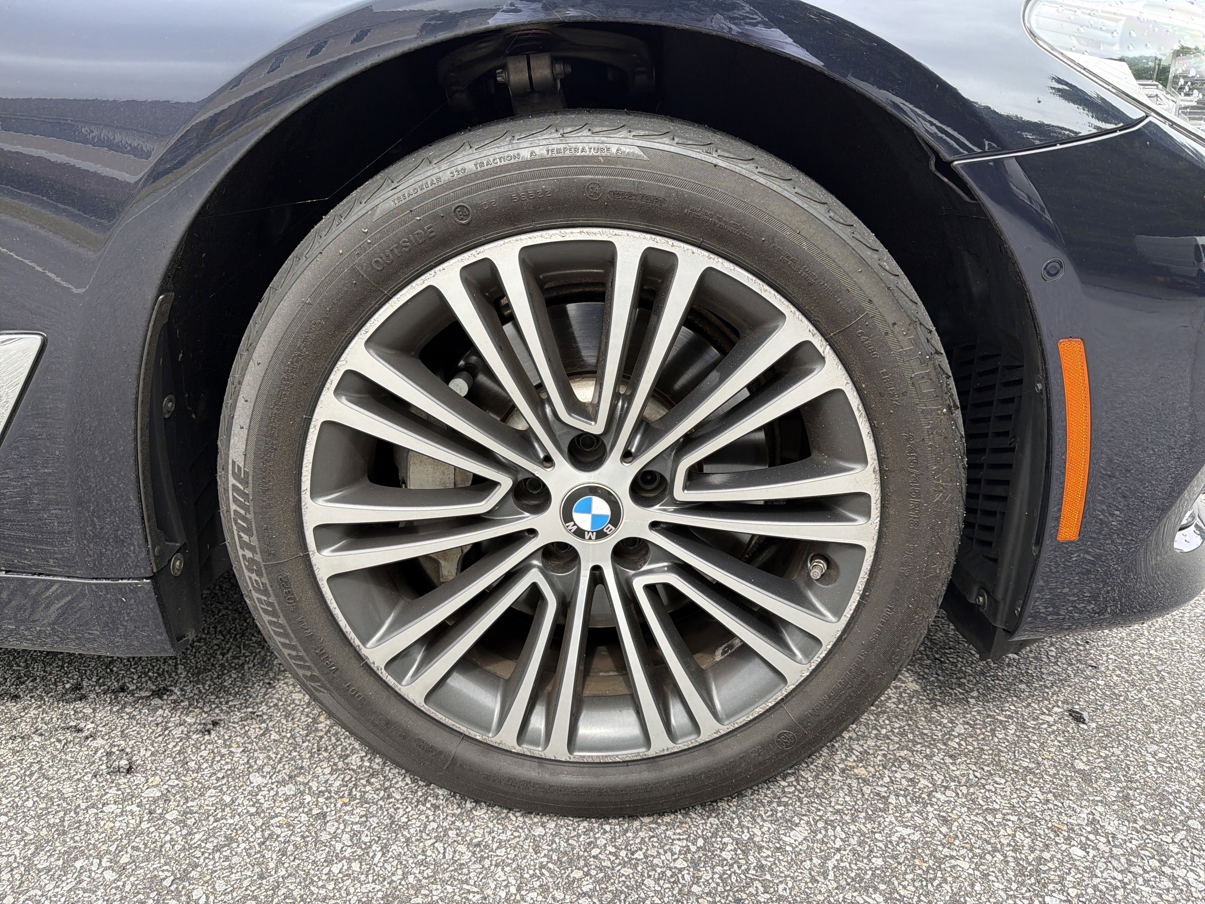 Used 2018 BMW 530i xDrive w/ Premium Package AWD/4WD image 8