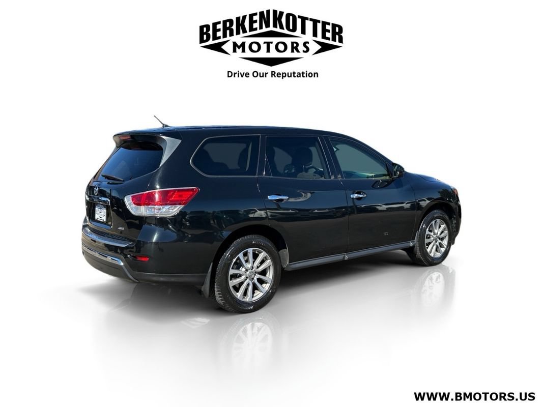 Used 2013 Nissan Pathfinder S AWD/4WD image 3