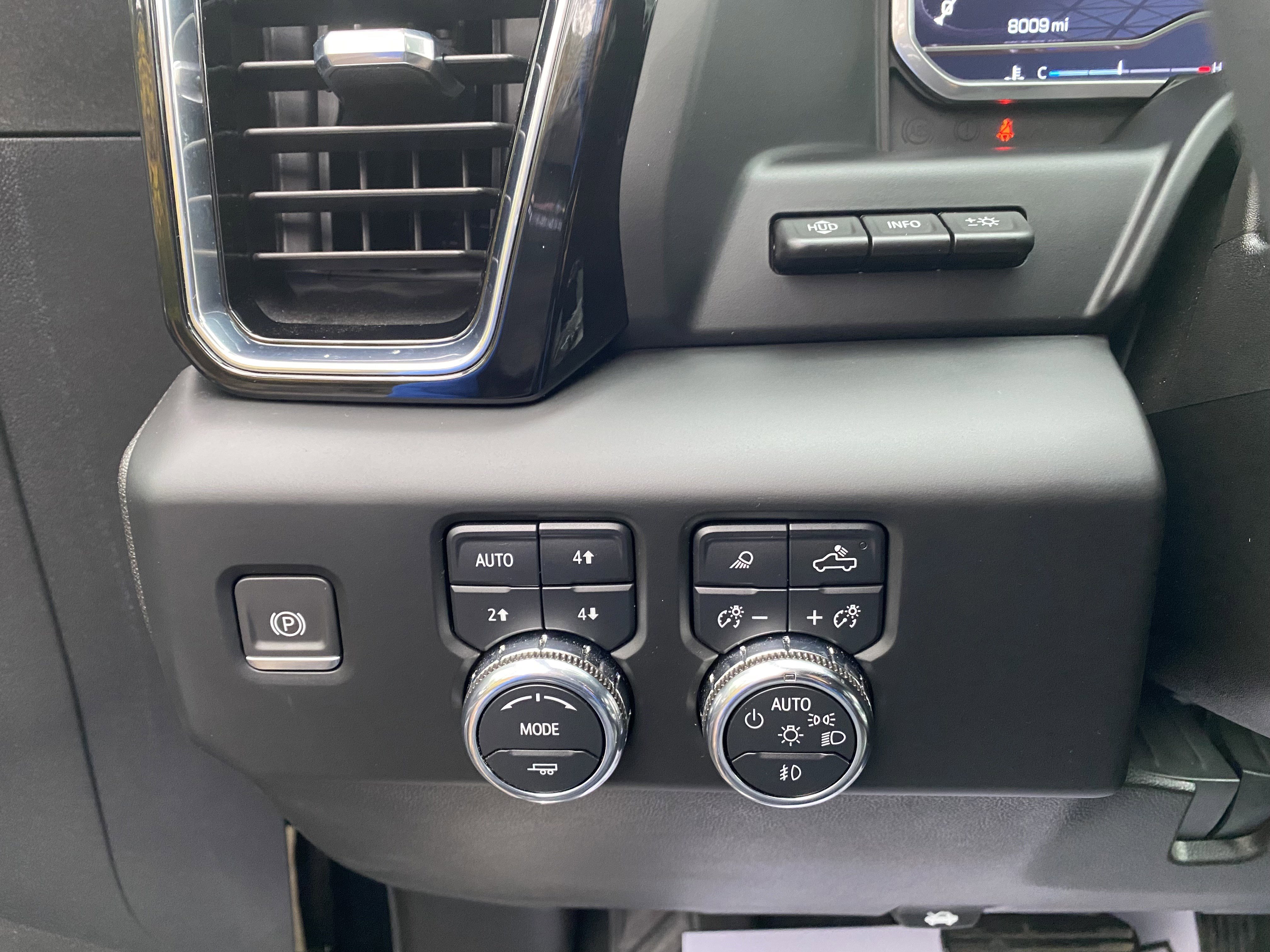 Used 2024 GMC Sierra 2500 Denali w/ Denali Reserve Package image 19