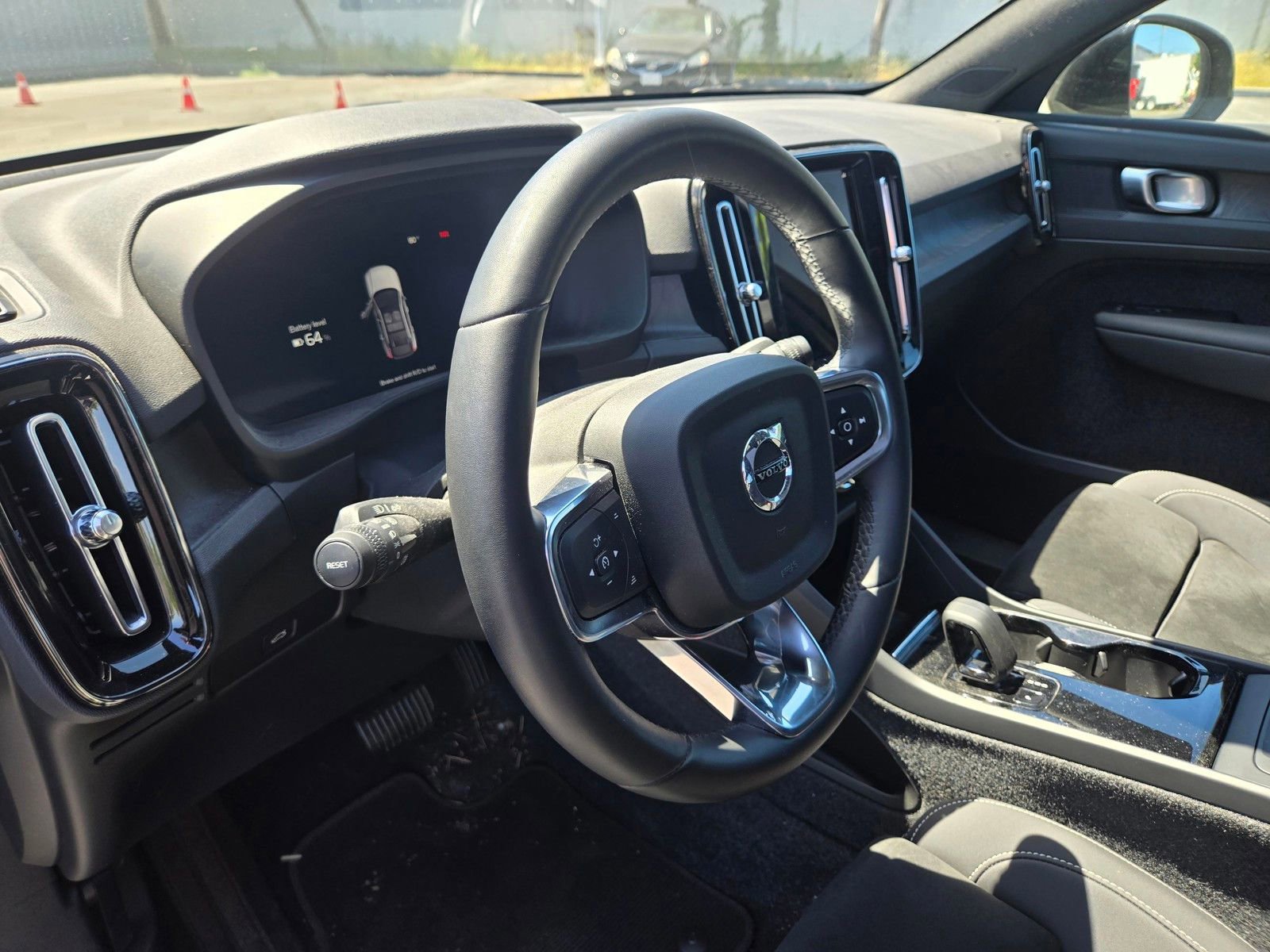 Used 2023 Volvo C40 P8 Recharge Plus AWD/4WD image 11