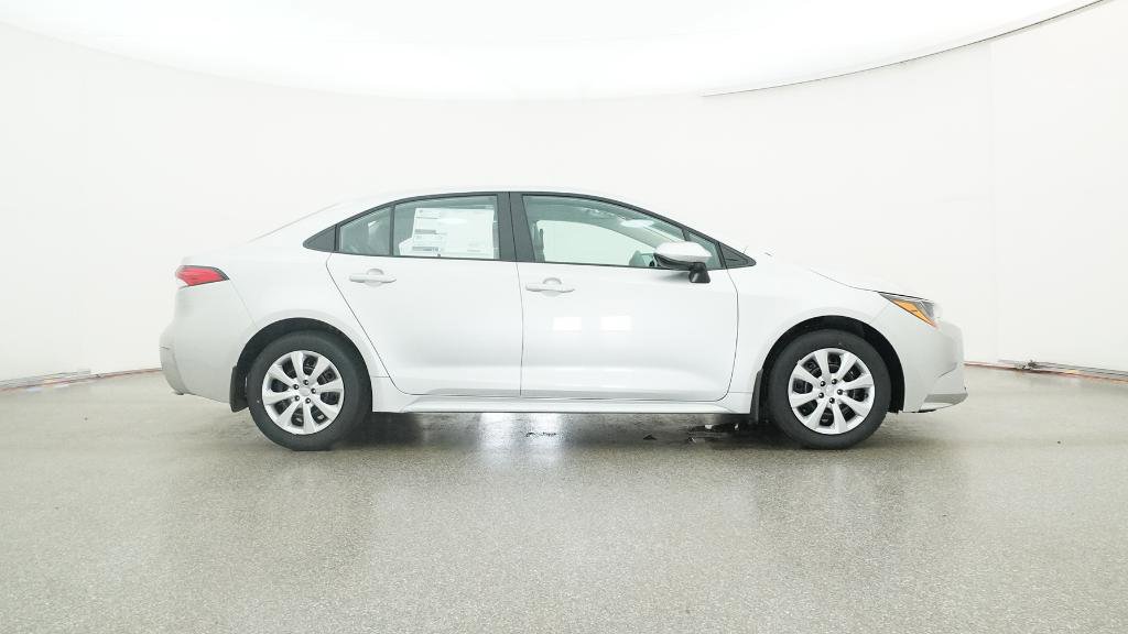 New 2026 Toyota Corolla LE image 9