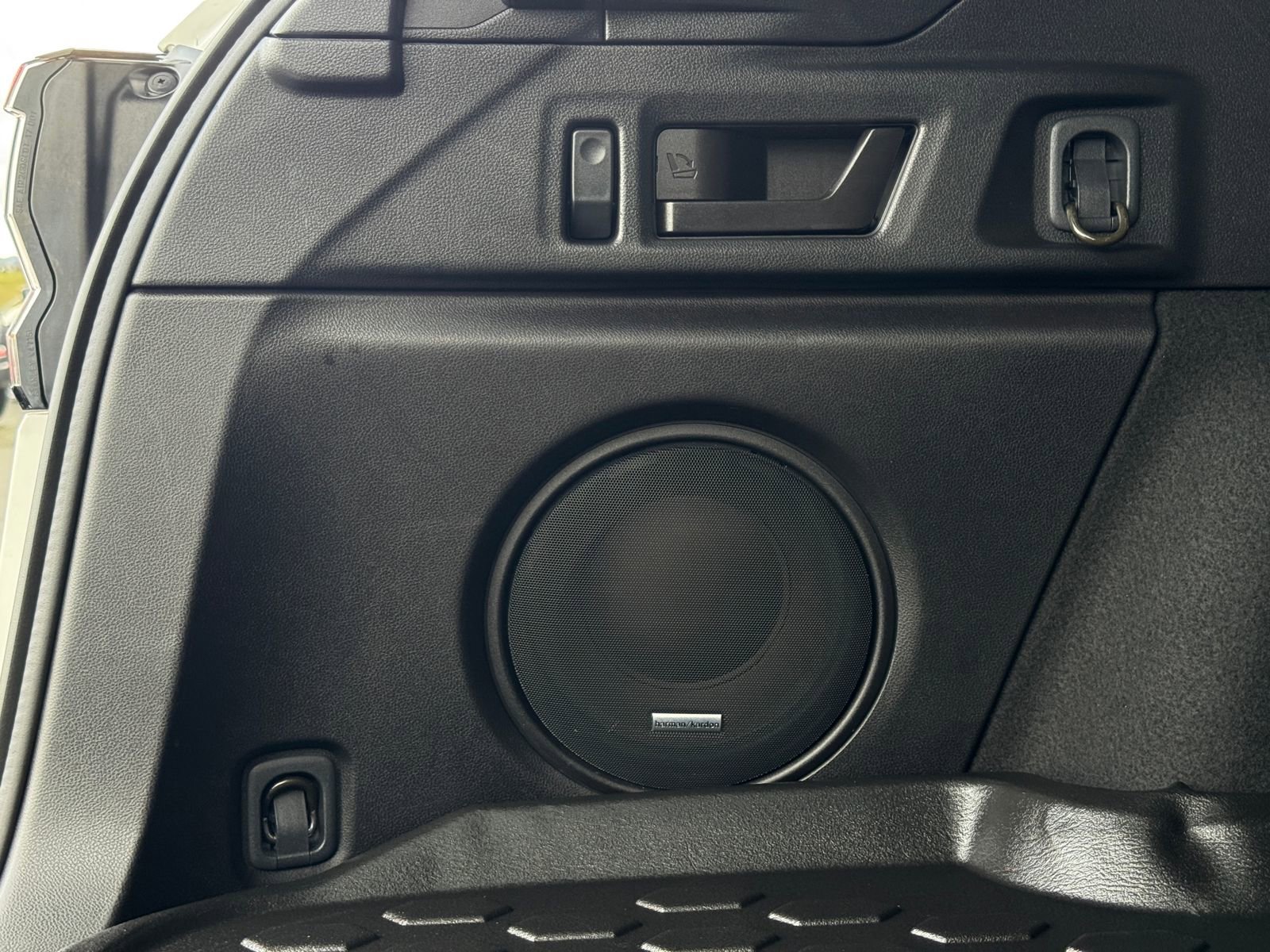 Used 2023 Subaru Outback Touring image 21