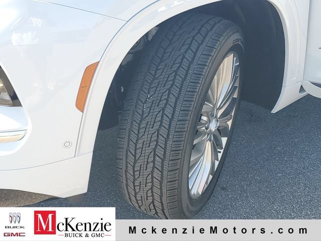 New 2027 Buick Enclave Avenir w/ LPO, Floor Liner Package FWD image 37