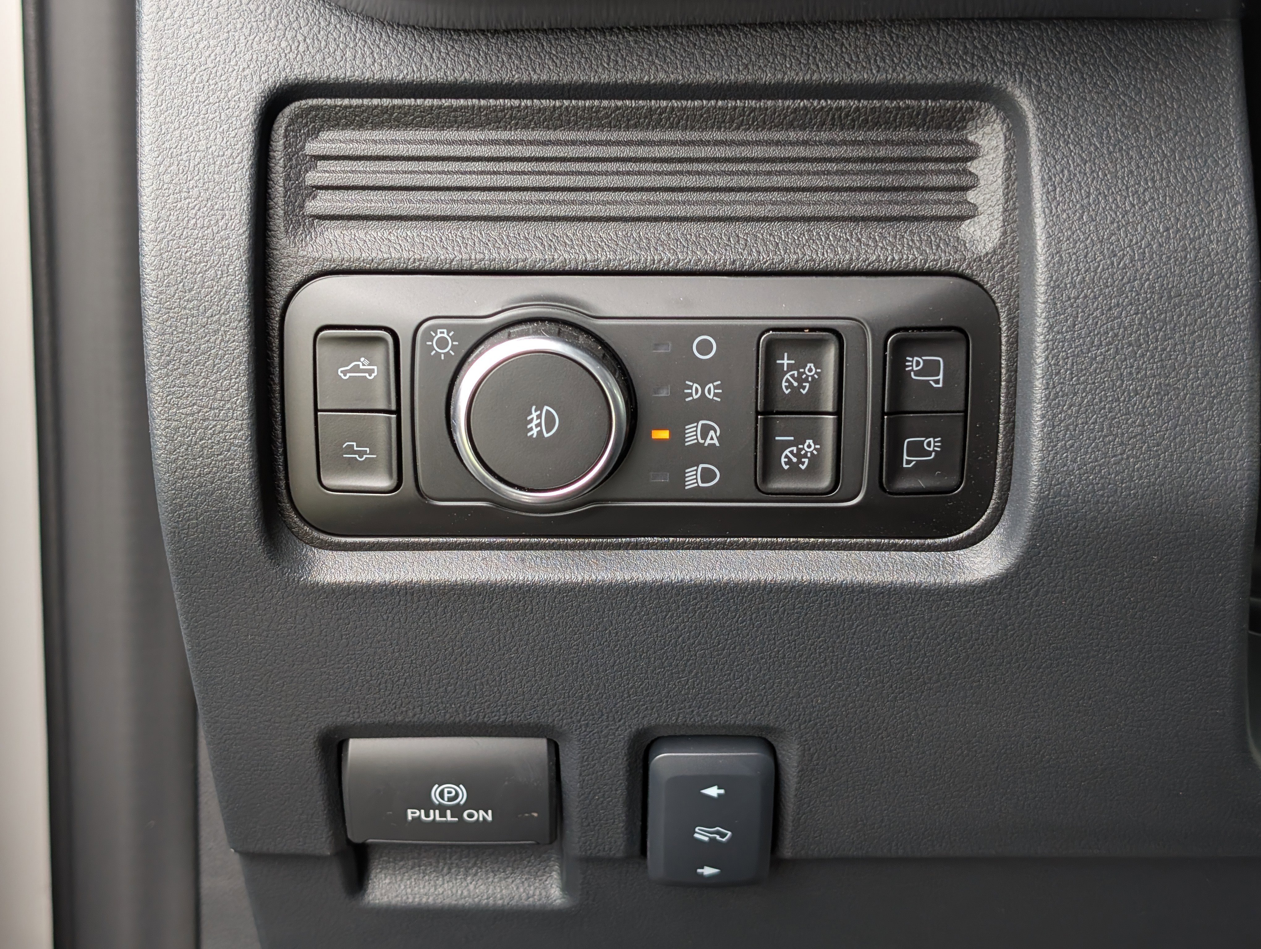 New 2026 Ford F250 Platinum image 23