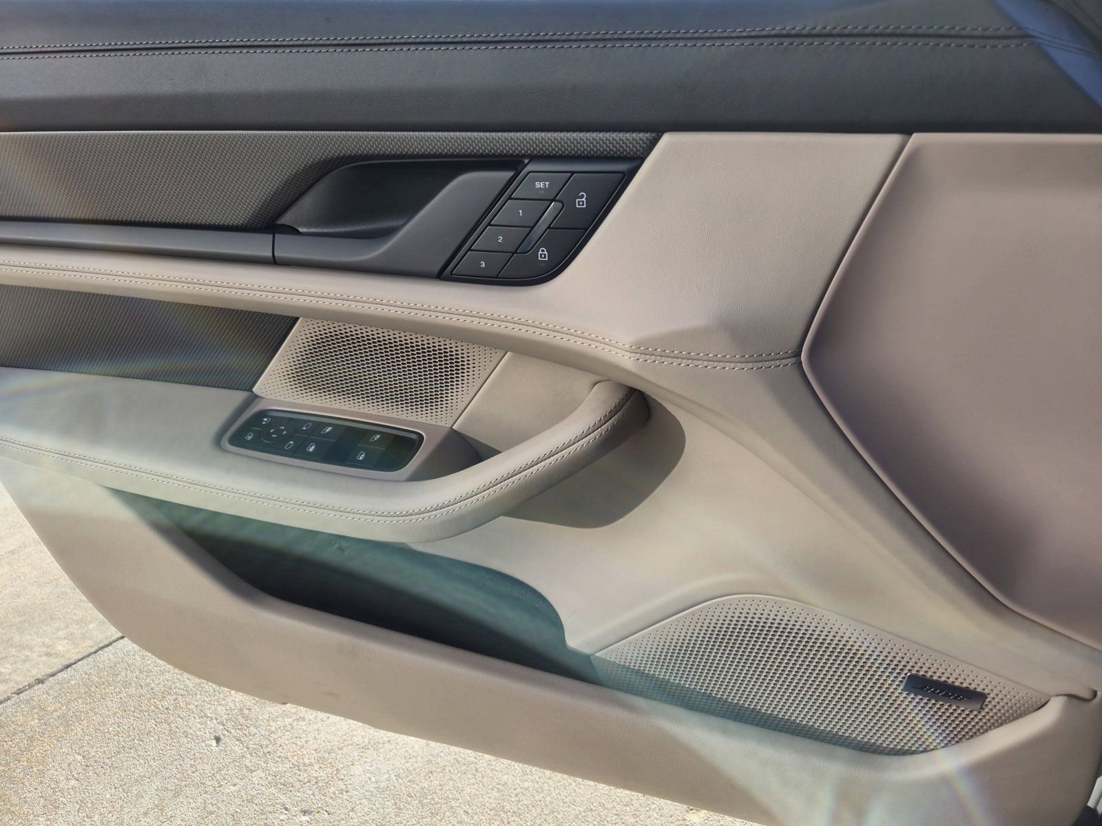 New 2025 Porsche Taycan GTS image 20