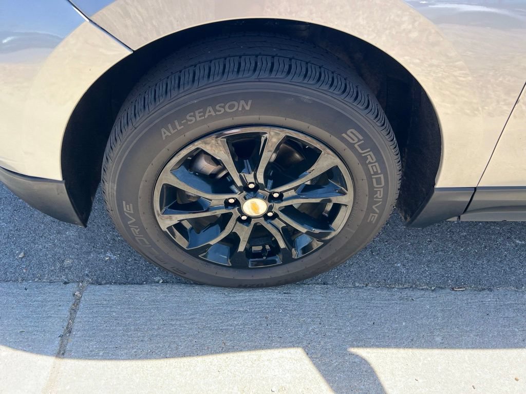Used 2019 Chevrolet Equinox LT AWD/4WD image 12