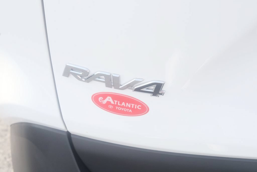 Used 2025 Toyota RAV4 XLE w/ Convenience Package AWD/4WD image 33