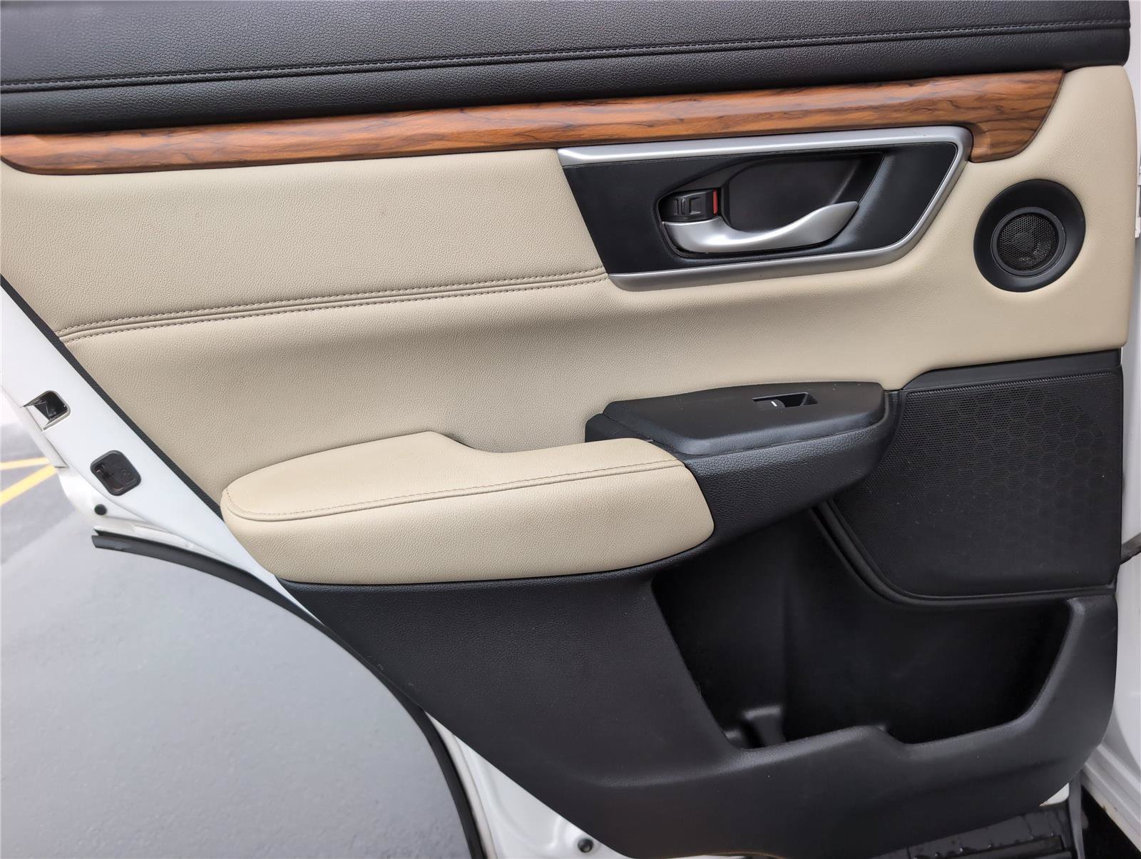 Used 2022 Honda CR-V EX-L image 38