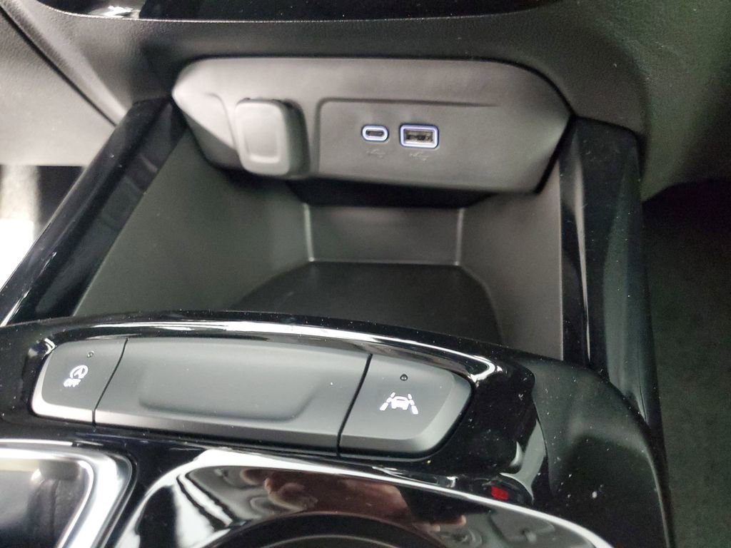 New 2026 Chevrolet Trax LT image 18