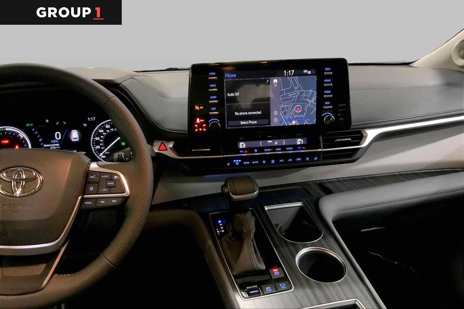 Certified 2024 Toyota Sienna Limited AWD/4WD image 7