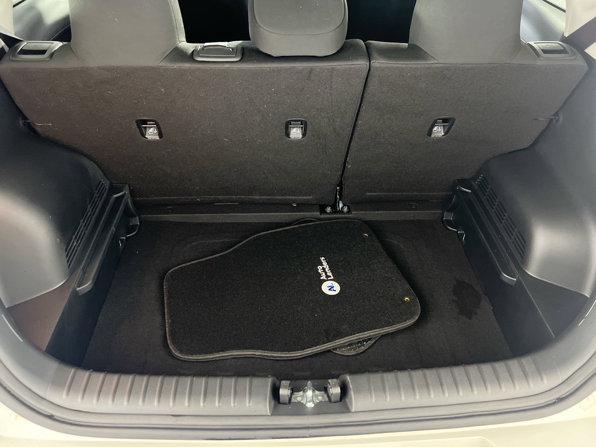 Used 2023 Kia Soul LX image 23