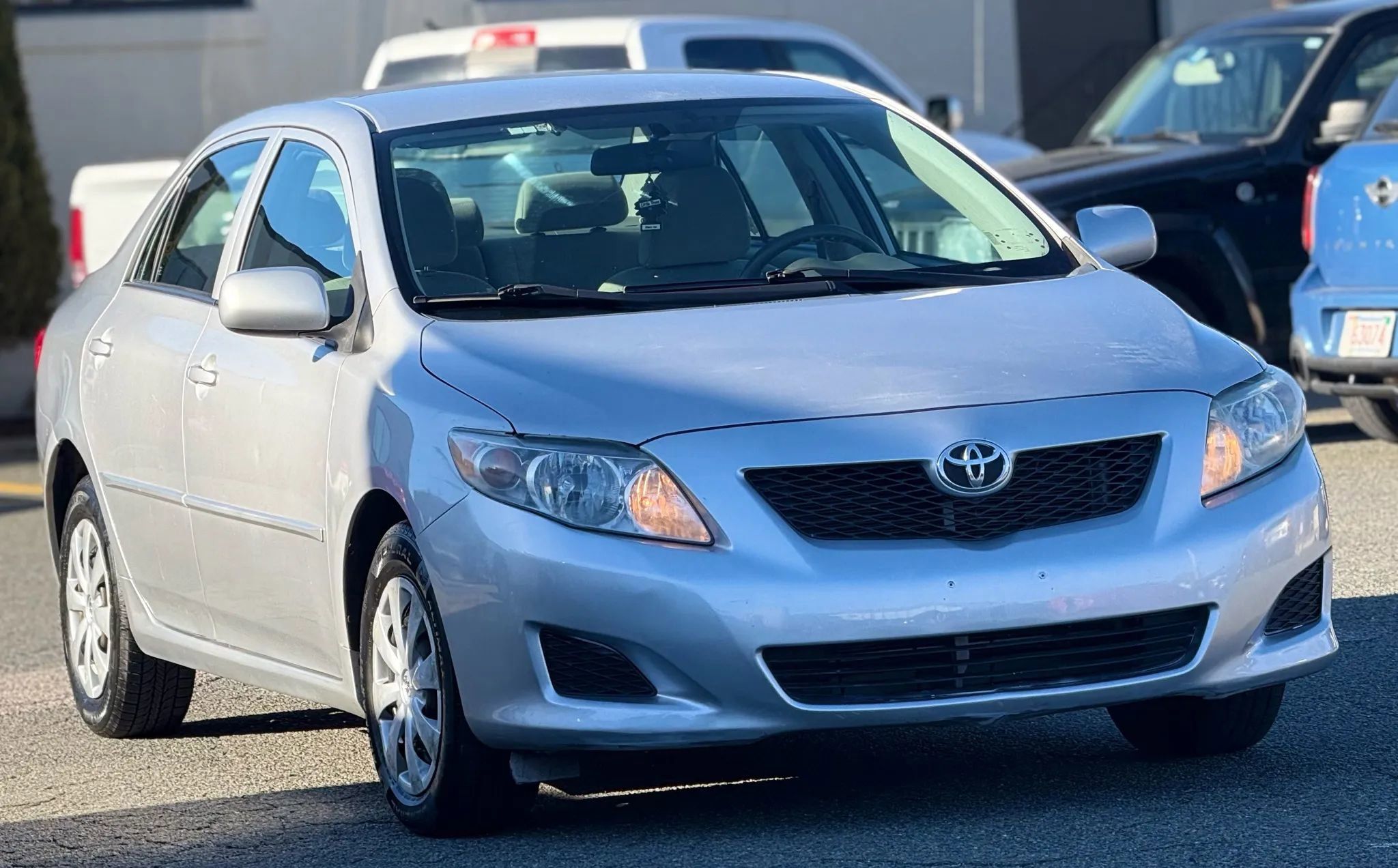 Used 2010 Toyota Corolla S image 3