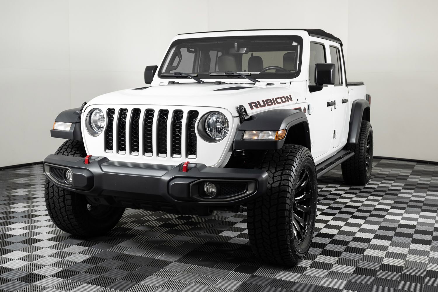 Used 2020 Jeep Gladiator Rubicon image 2
