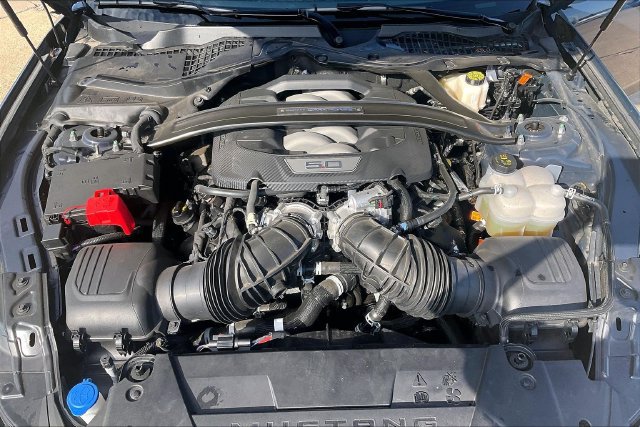 Used 2025 Ford Mustang Dark Horse RWD image 30