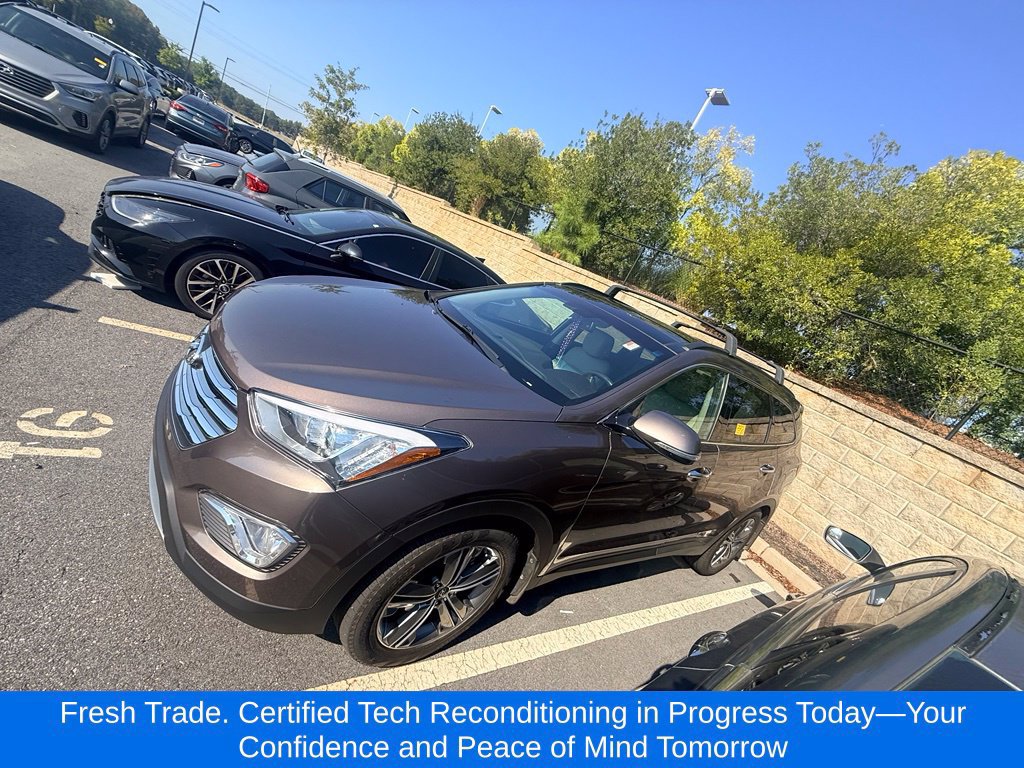 Used 2015 Hyundai Santa Fe GLS w/ Option Group 03 FWD image 2