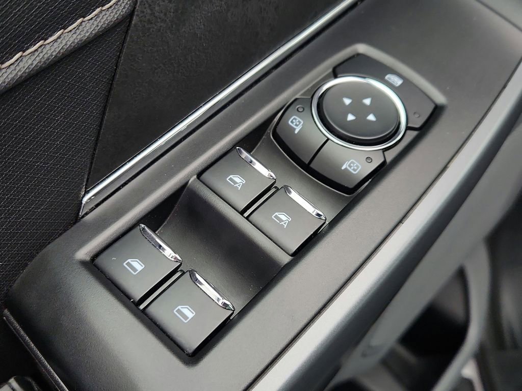 Used 2025 Ford F150 XLT w/ Equipment Group 301A Standard image 18