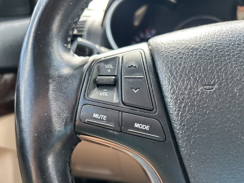 Used 2015 Kia Sorento LX image 24