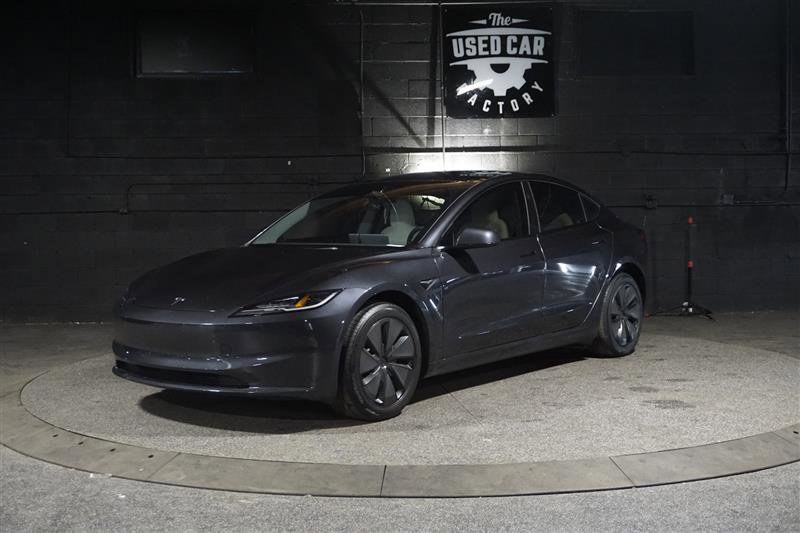 Used 2025 Tesla Model 3 Long Range image 1