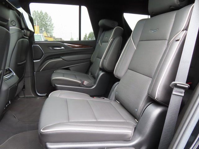 Used 2021 Cadillac Escalade Premium Luxury image 40
