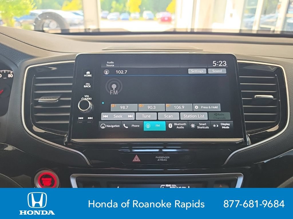 Used 2025 Honda Ridgeline Black Edition image 9
