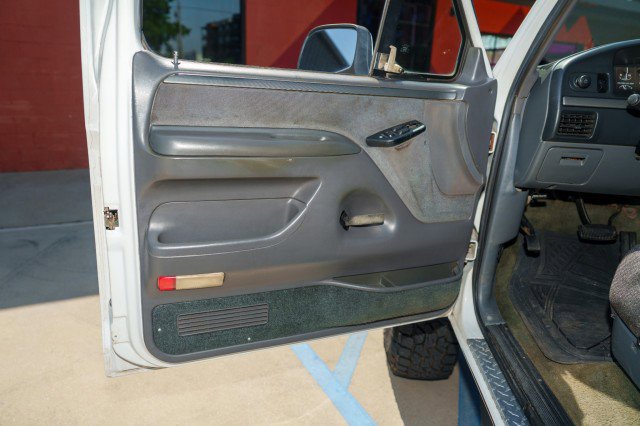 Used 1993 Ford F250 4x4 SuperCab image 17