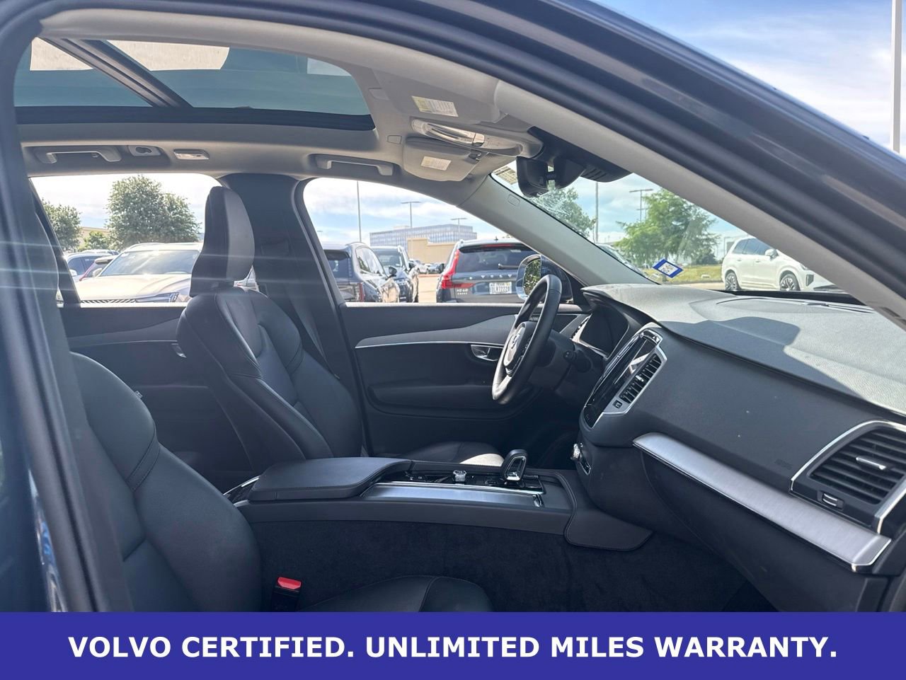 Certified 2025 Volvo XC90 B5 Core AWD/4WD image 9