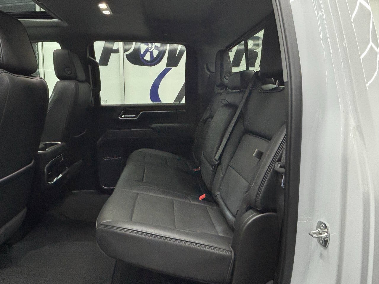 Used 2025 GMC Sierra 3500 Denali w/ Denali Reserve Package AWD/4WD image 28