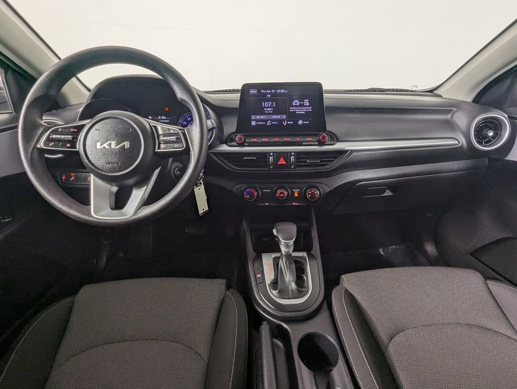 Used 2024 Kia Forte LXS w/ LXS Technology Package FWD image 14